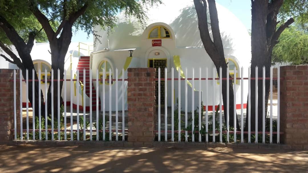 Steps Accommodation Gobabis المظهر الخارجي الصورة